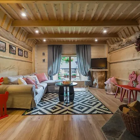 Domek Szalas Pod Debem Casa vacanze Zab